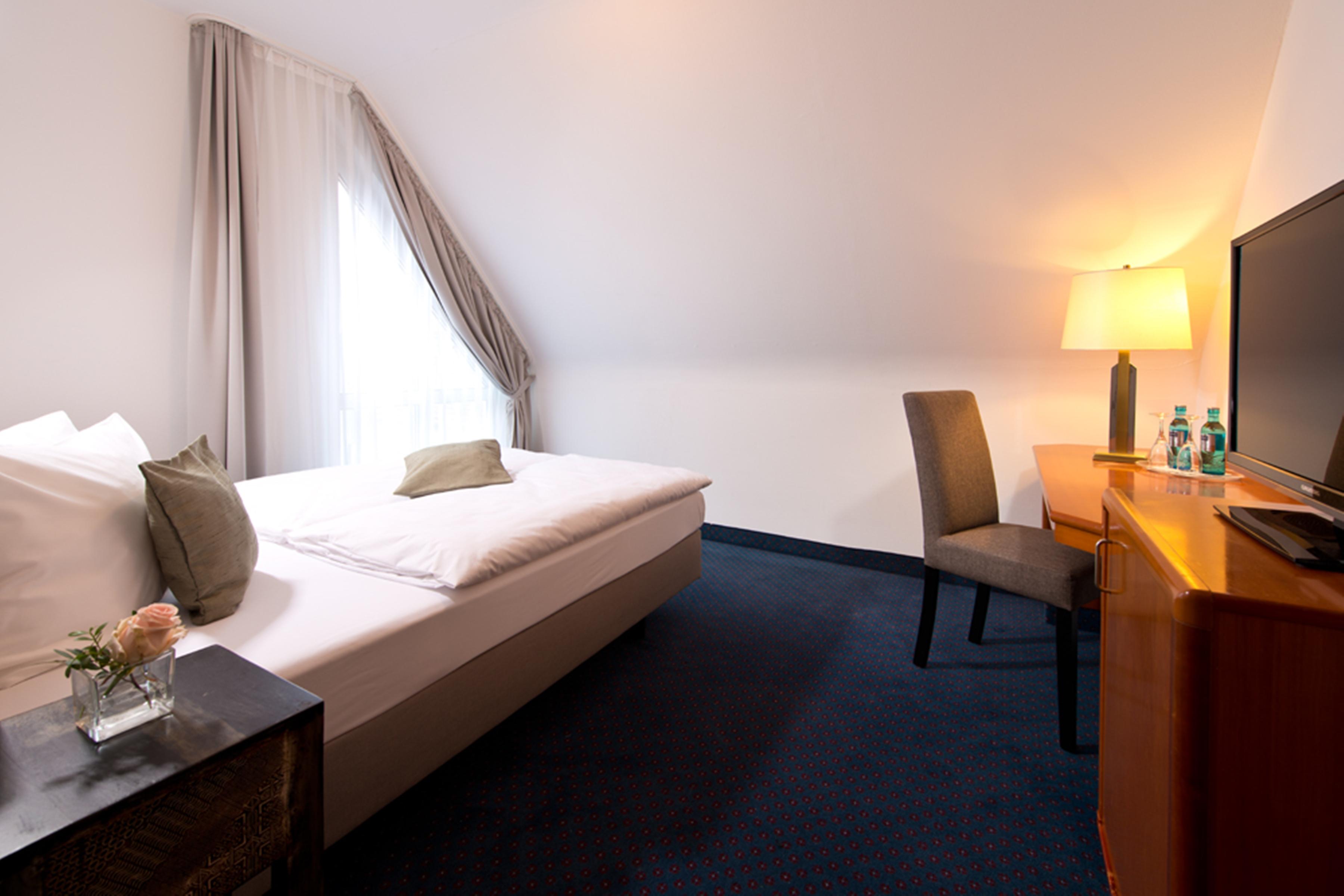 Achat Hotel Neustadt an der Weinstraße Eksteriør billede