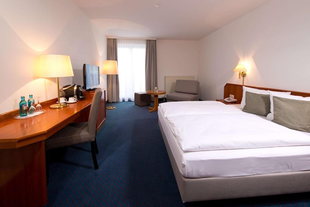 Achat Hotel Neustadt an der Weinstraße Eksteriør billede